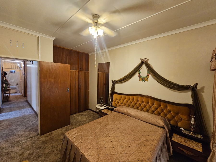 4 Bedroom Property for Sale in Odendaalsrus Free State